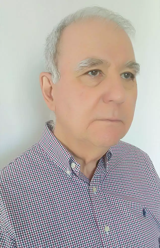 ΜΑΦΡΕΔΑΣ ΣΤΕΛΙΟΣ